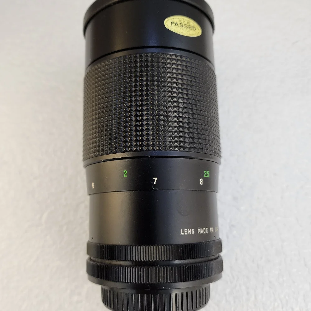 Vivitar 200mm F3.5 Fixed Mount Lens in Original Box